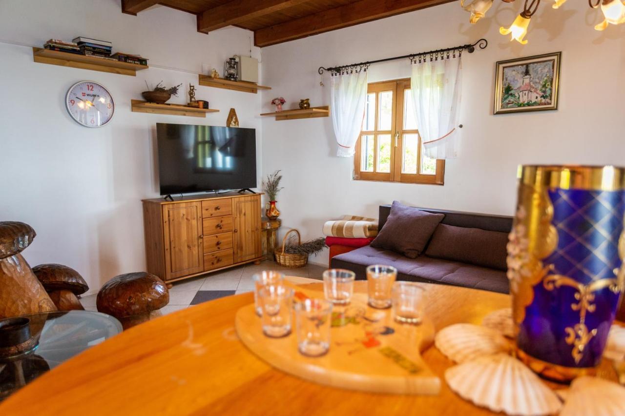 Вилла Kuca Za Odmor Zeleni Breg Крапина Экстерьер фото